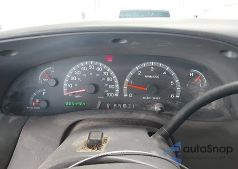 2002 Ford F-150 Lariat/Xlt z USA, uszkodzony, nr VIN 1FTRW07L82KB90613